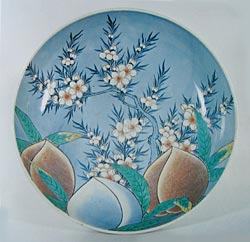 色鍋島桃図の大鉢