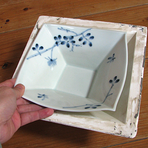 『古染野バラ角盛鉢』とその石膏型