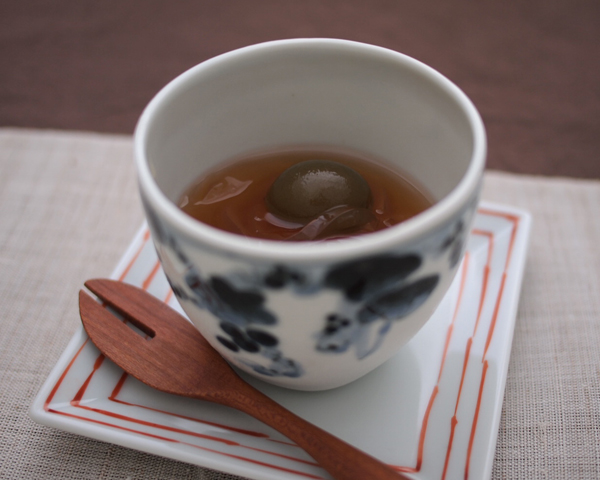 水菓子の器として『くずきり』を入れてみました♪