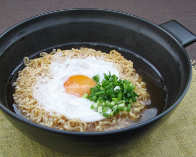 �C���X�^���g���[�����`������i���ڂ甫�j�`�L�c��