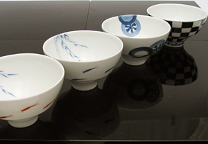 『李荘碗』には４種類の絵柄をご用意いたしました。